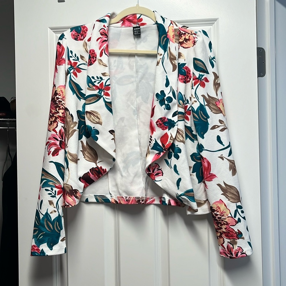 Brand New Never Worn Size Small SHEIN Blazer